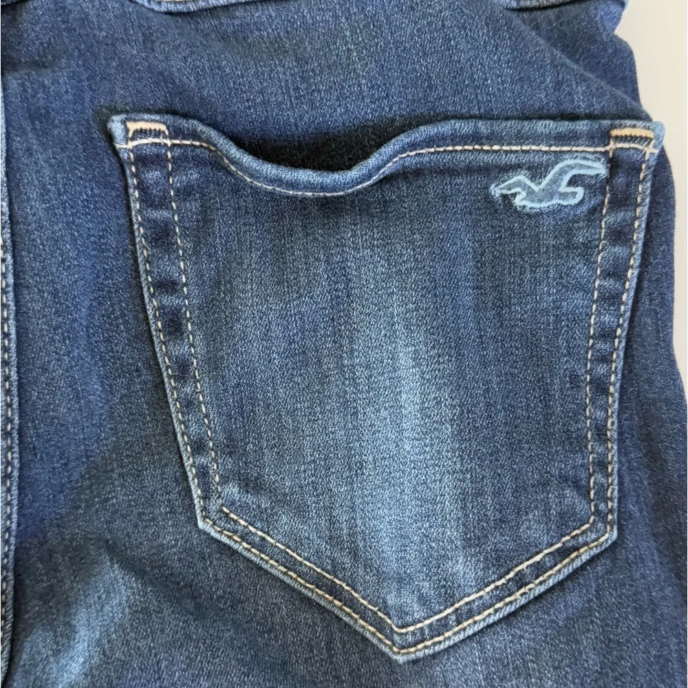 Hollister Women's High-Rise Skinny 
 Stretch Jeans size 26 size 3 - Picture 6 of 7